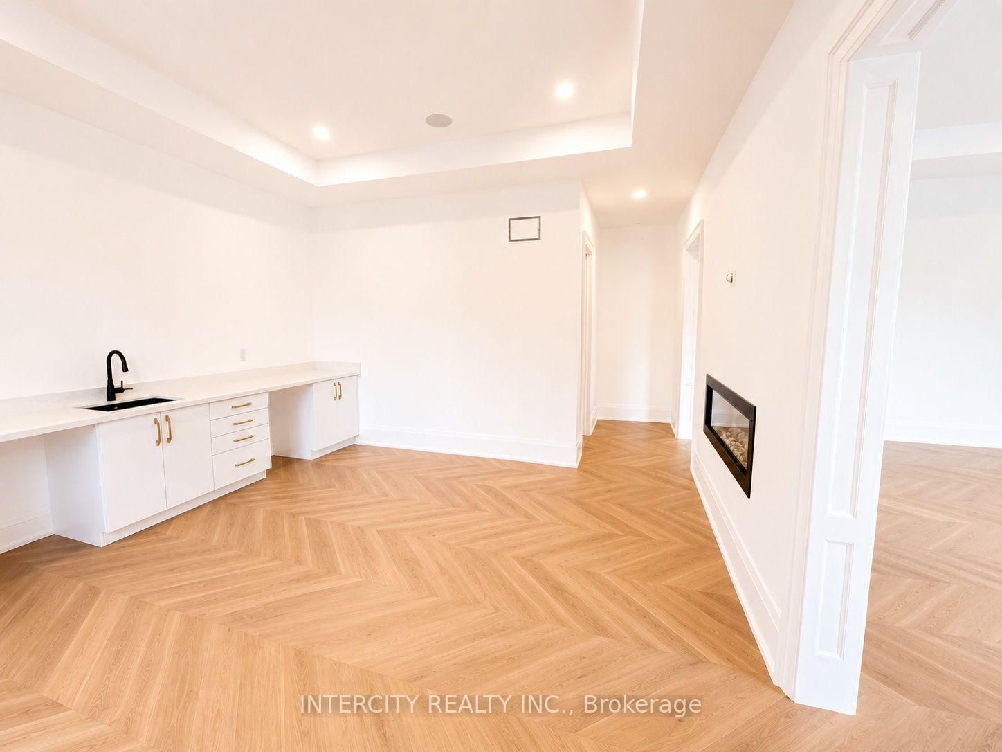 16 Creedmore Court • Vaughan, ON photo 30