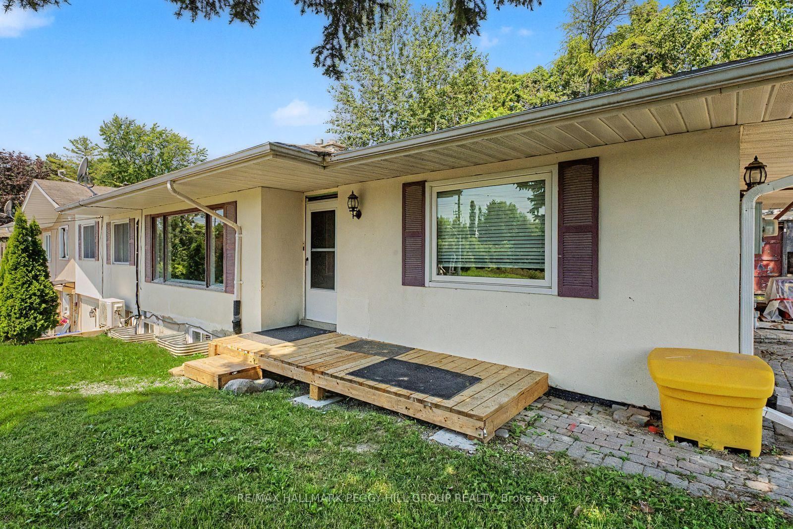 Upper - 2496 8 Line, Bradford West Gwillimbury 2