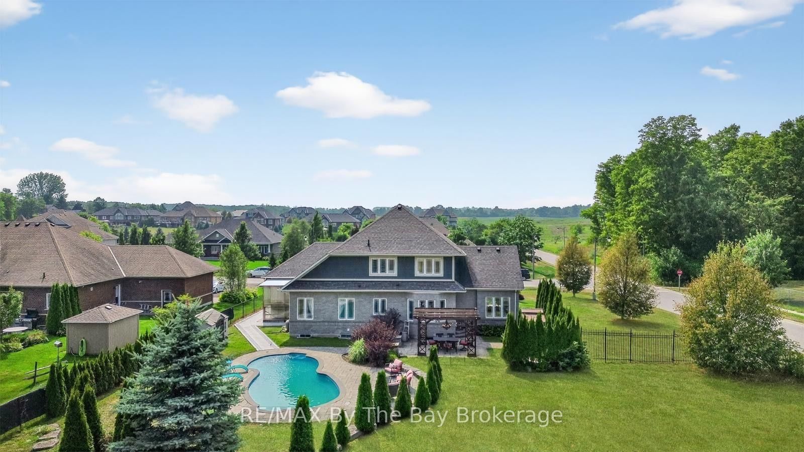 23 Goodwood Street • Uxbridge, ON photo 4