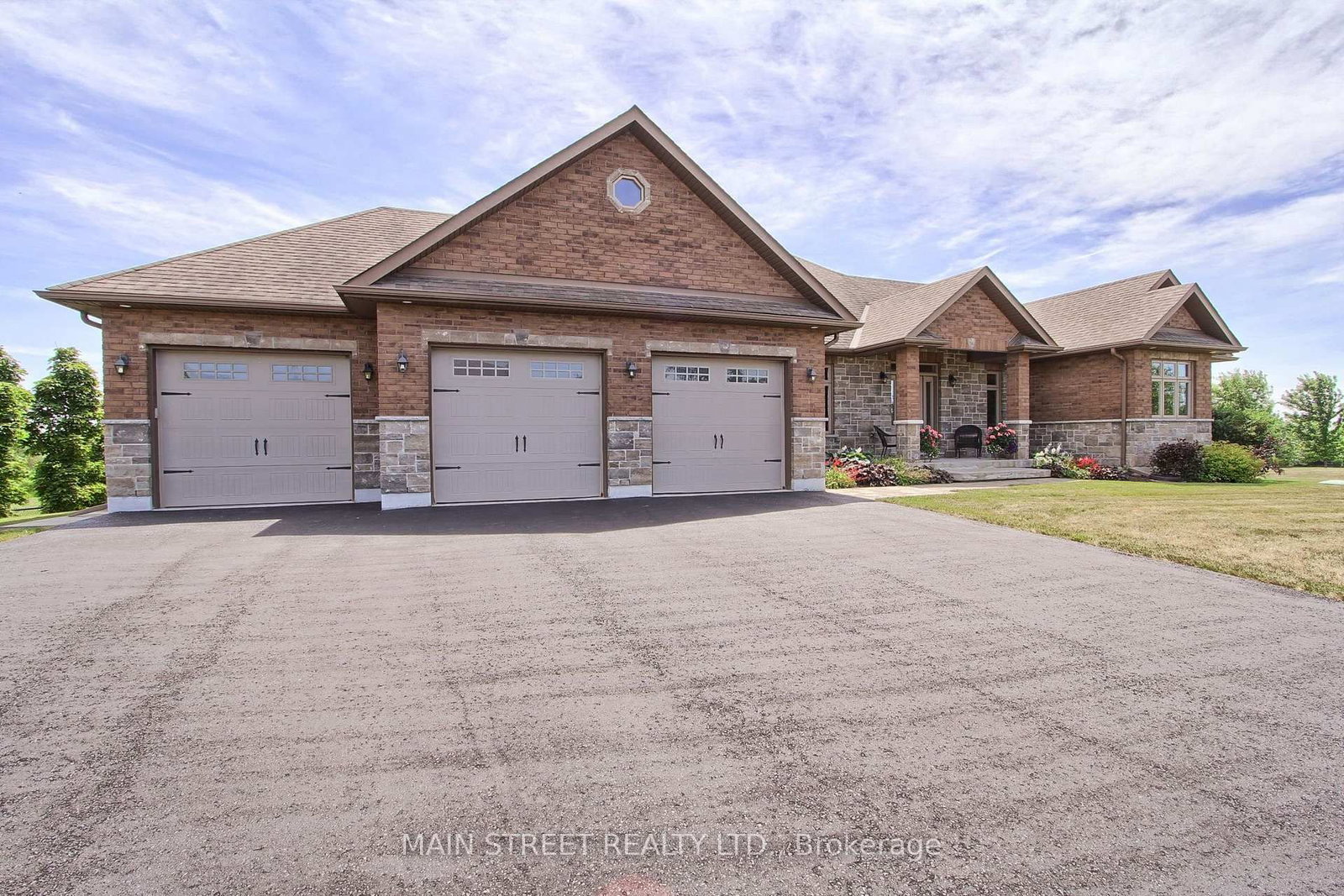 13 Brolley Crescent • Essa, ON photo 1