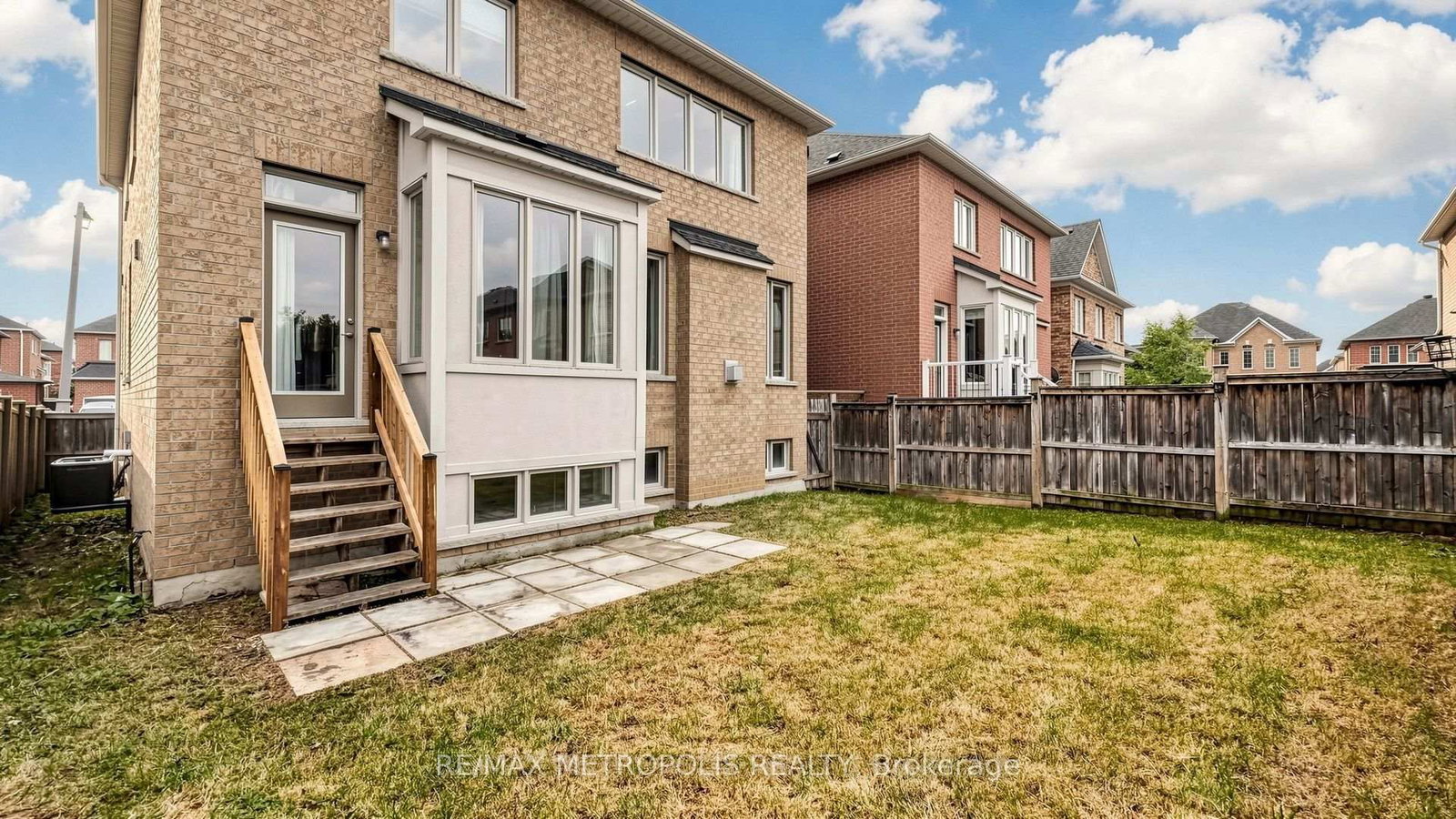 138 Yakefarm Boulevard • Whitchurch-Stouffville, ON photo 24
