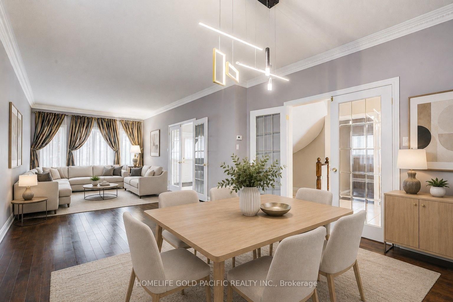 101 Clarendon Drive • Richmond Hill, ON photo 7