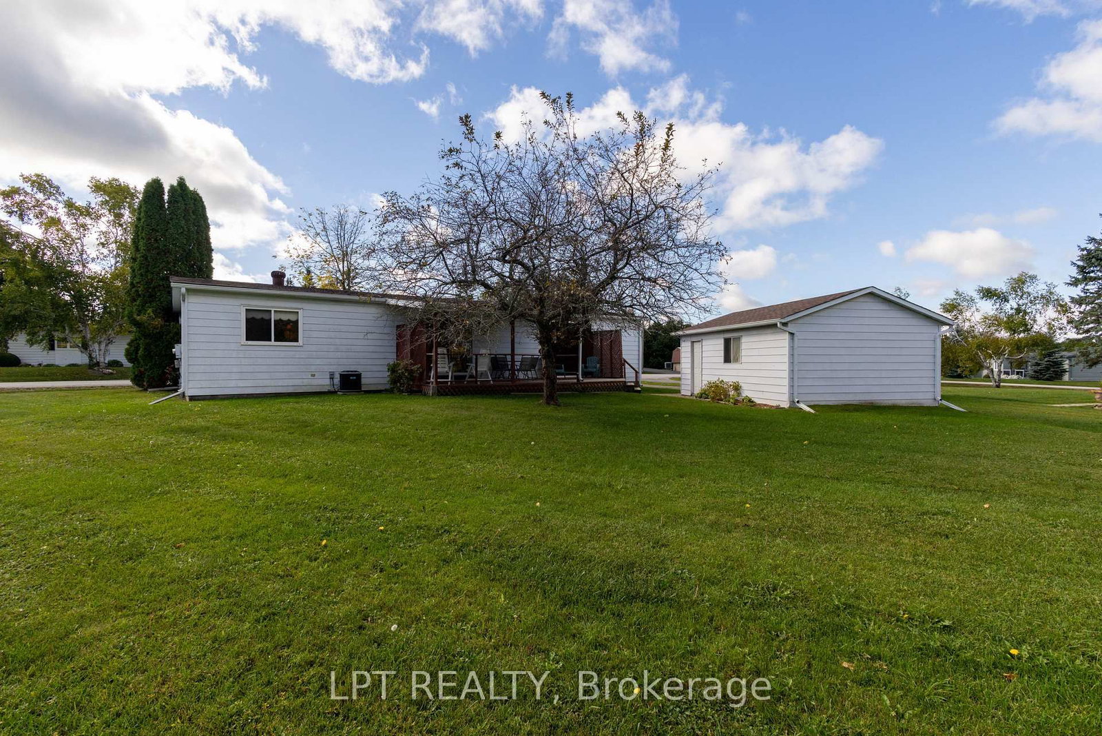 11 Geneva Court • Georgina, ON photo 24