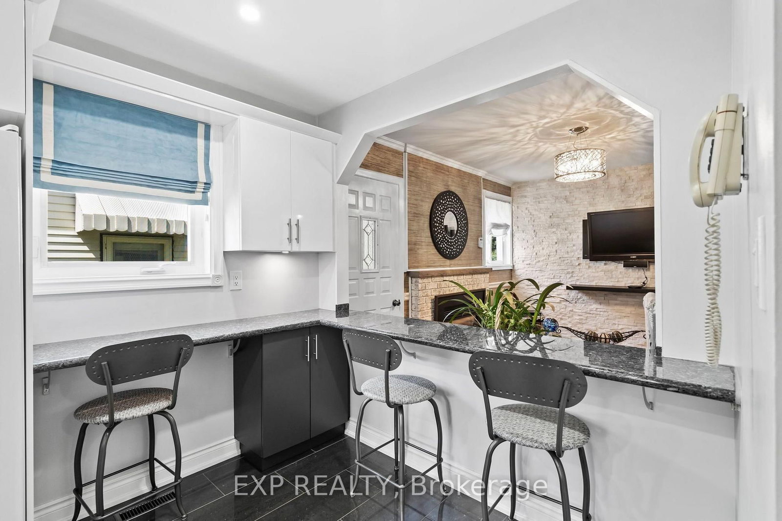 171 Simonston Boulevard • Markham, ON photo 6