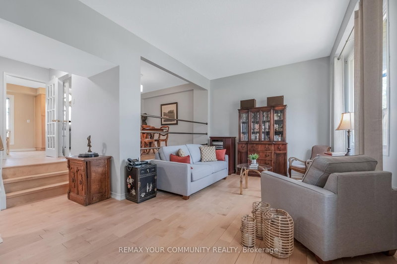 97 Poplar Crescent