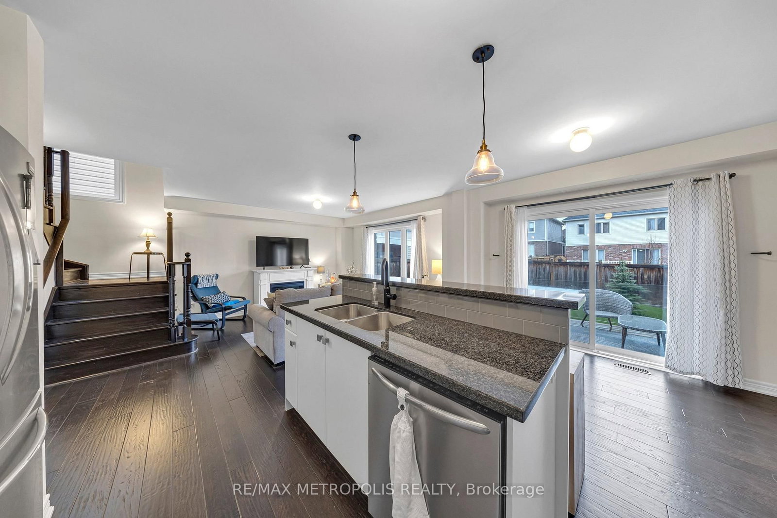 16 Treetops Boulevard • New Tecumseth, ON photo 15