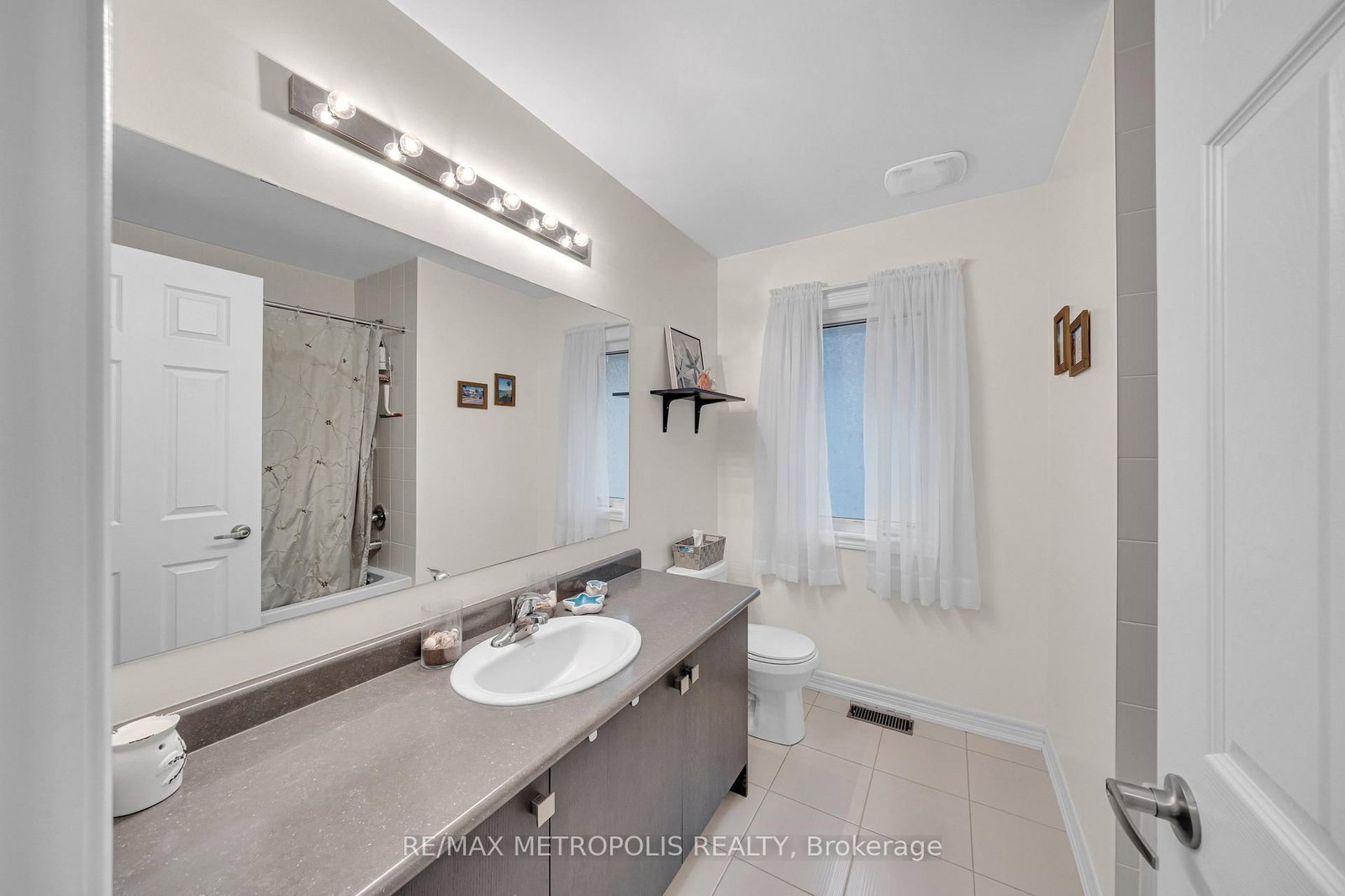 16 Treetops Boulevard • New Tecumseth, ON photo 21