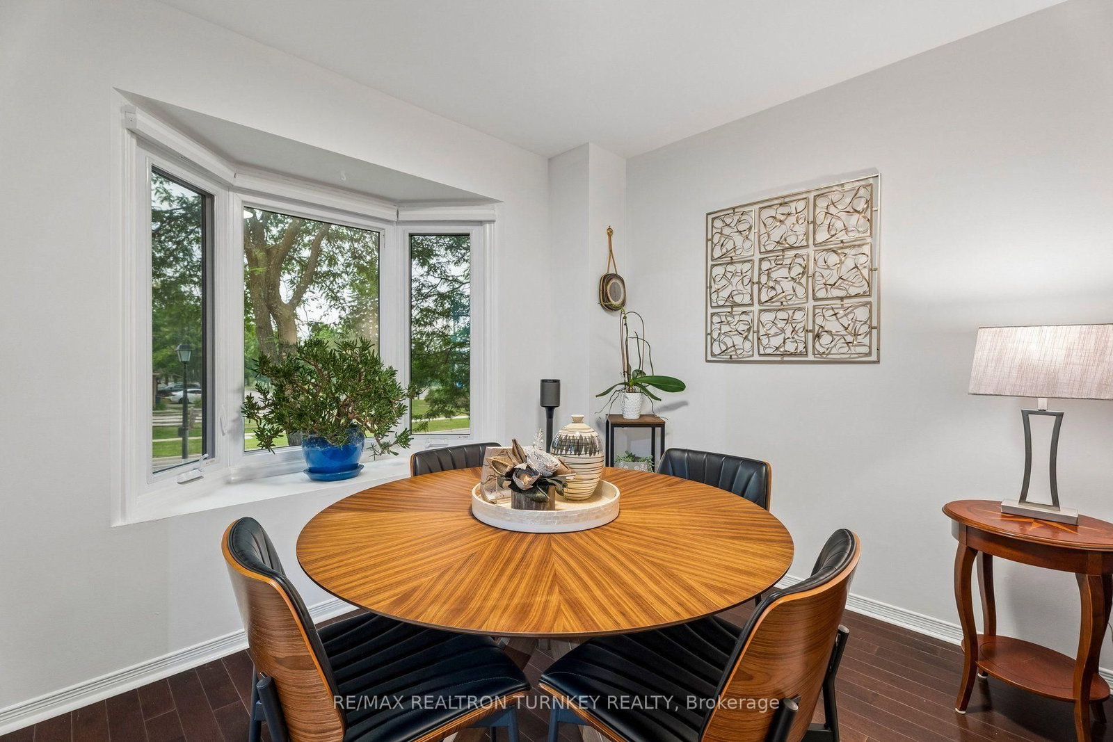 844 Playter Crescent • Newmarket, ON photo 11
