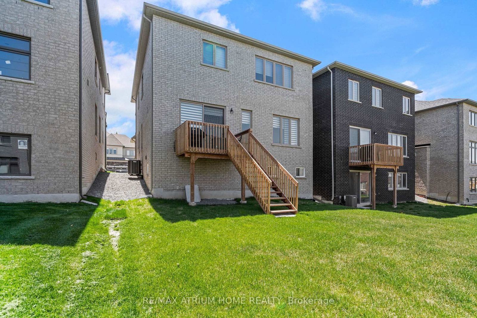 71 Silk Twist Drive • East Gwillimbury, ON photo 28