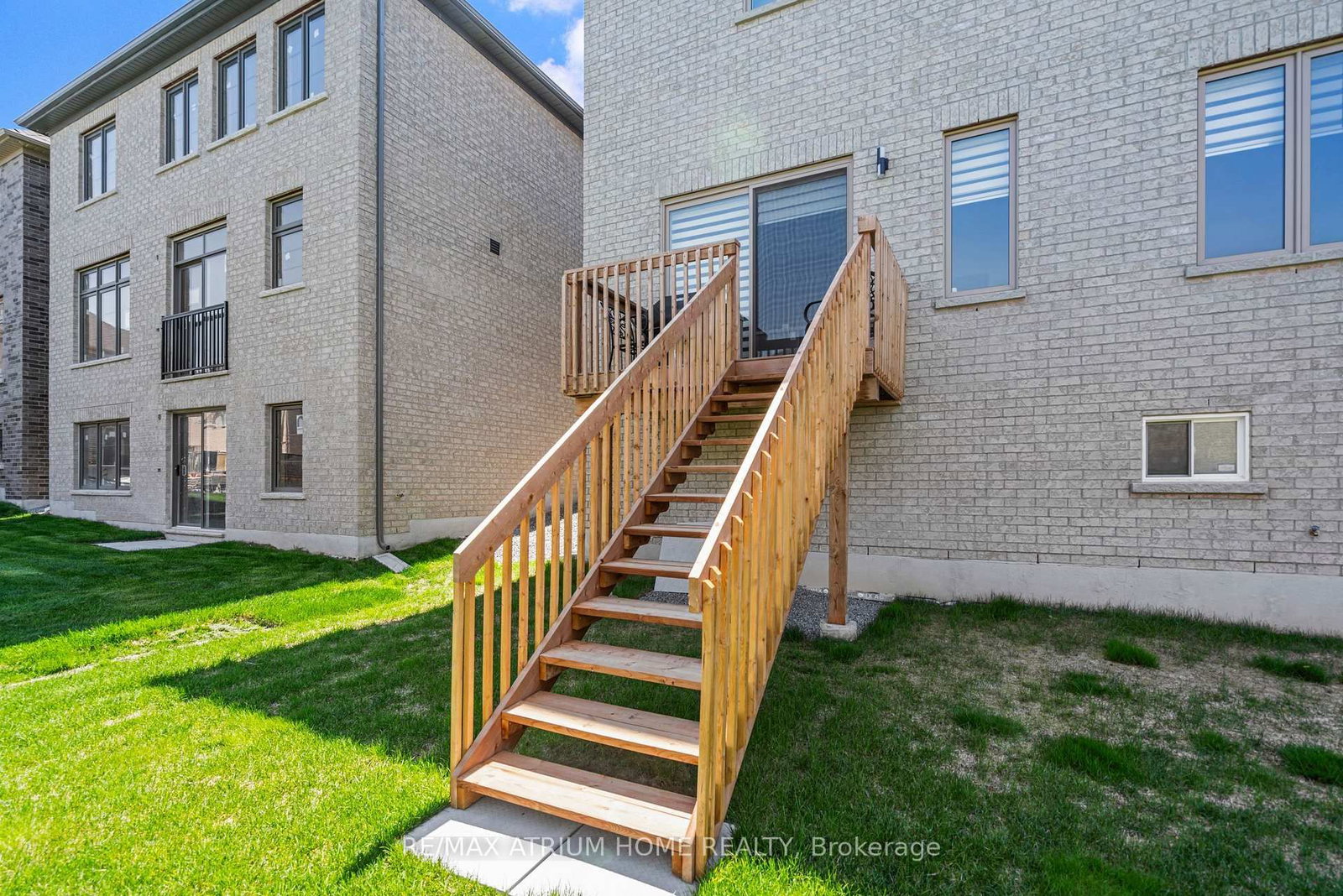 71 Silk Twist Drive • East Gwillimbury, ON photo 33