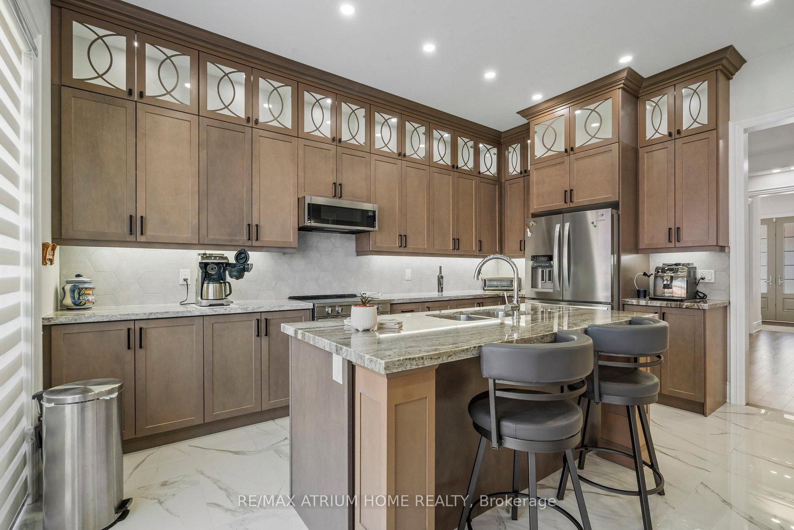71 Silk Twist Drive • East Gwillimbury, ON photo 6