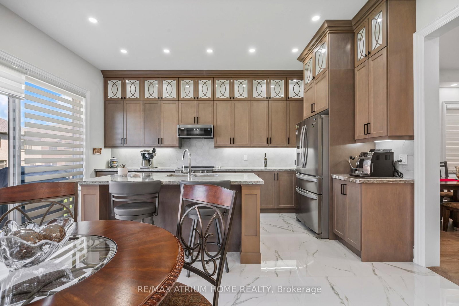 71 Silk Twist Drive • East Gwillimbury, ON photo 9