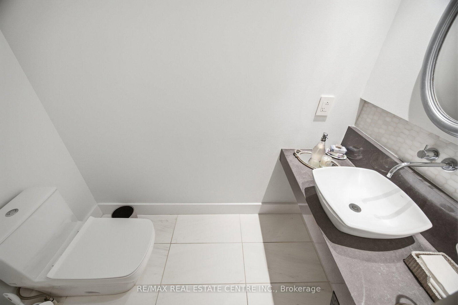 146 Riding Mountain Drive • Richmond Hill, ON photo 19