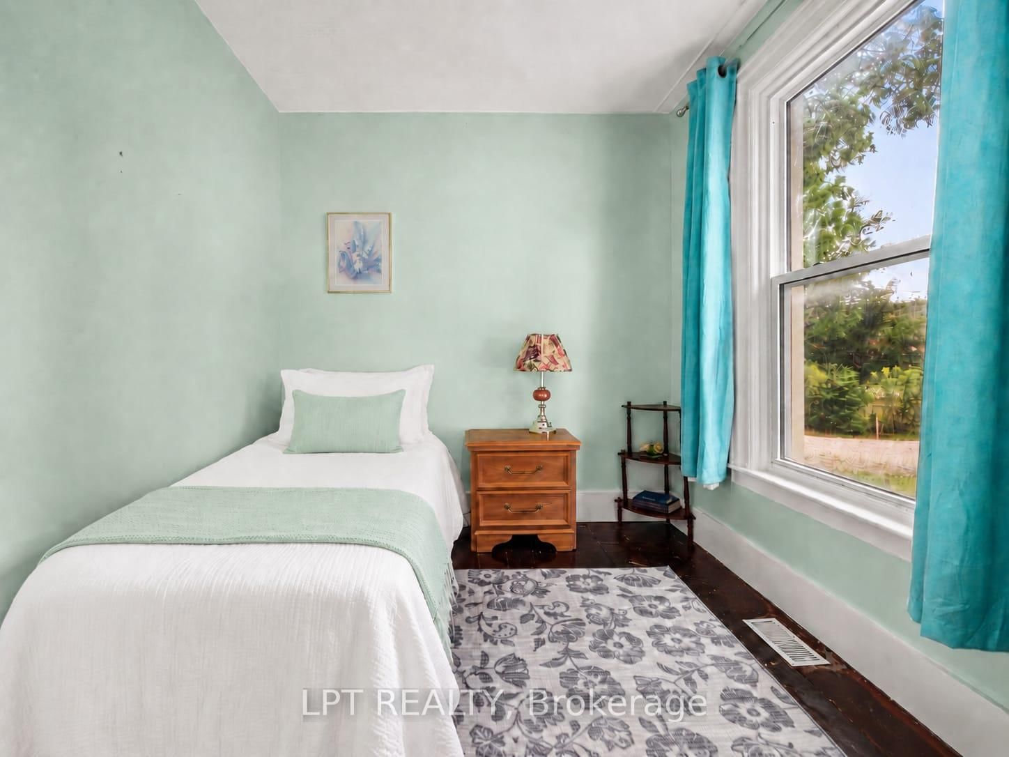 24 N Ann Street • Brock, ON photo 14
