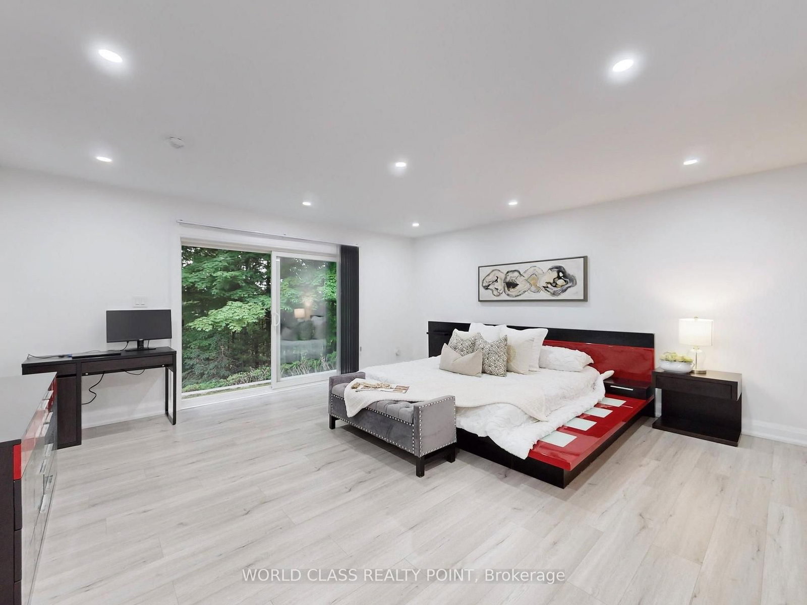 60 Kleins Ridge • Vaughan, ON photo 9