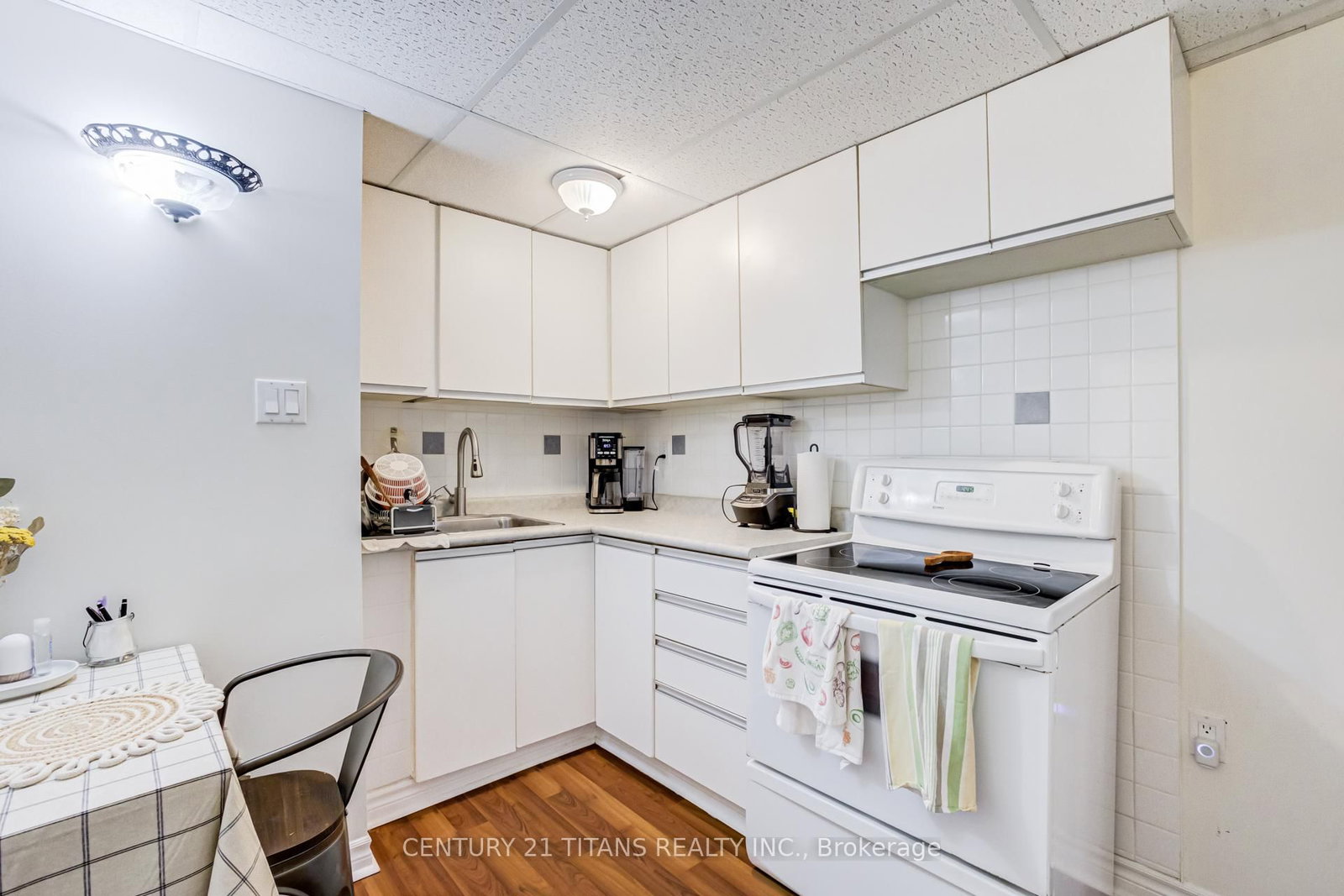 6 Blossom Court • Vaughan, ON photo 39