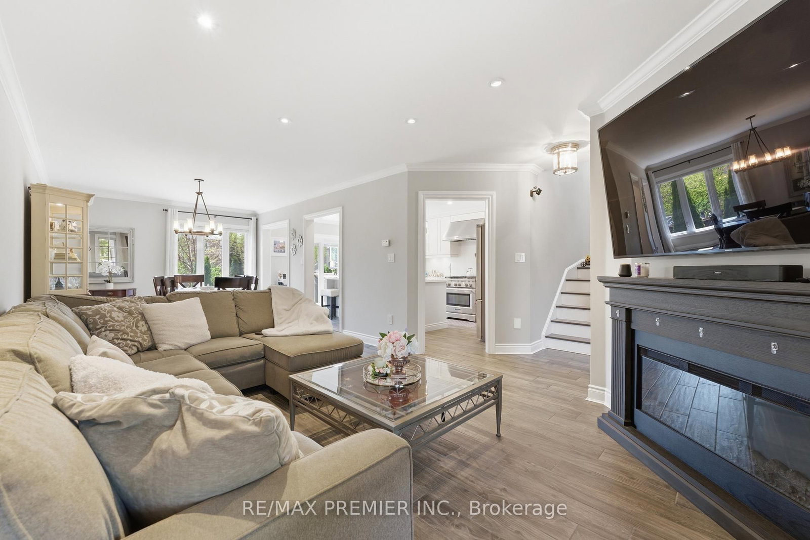 37 Princeton Gate • Vaughan, ON photo 9