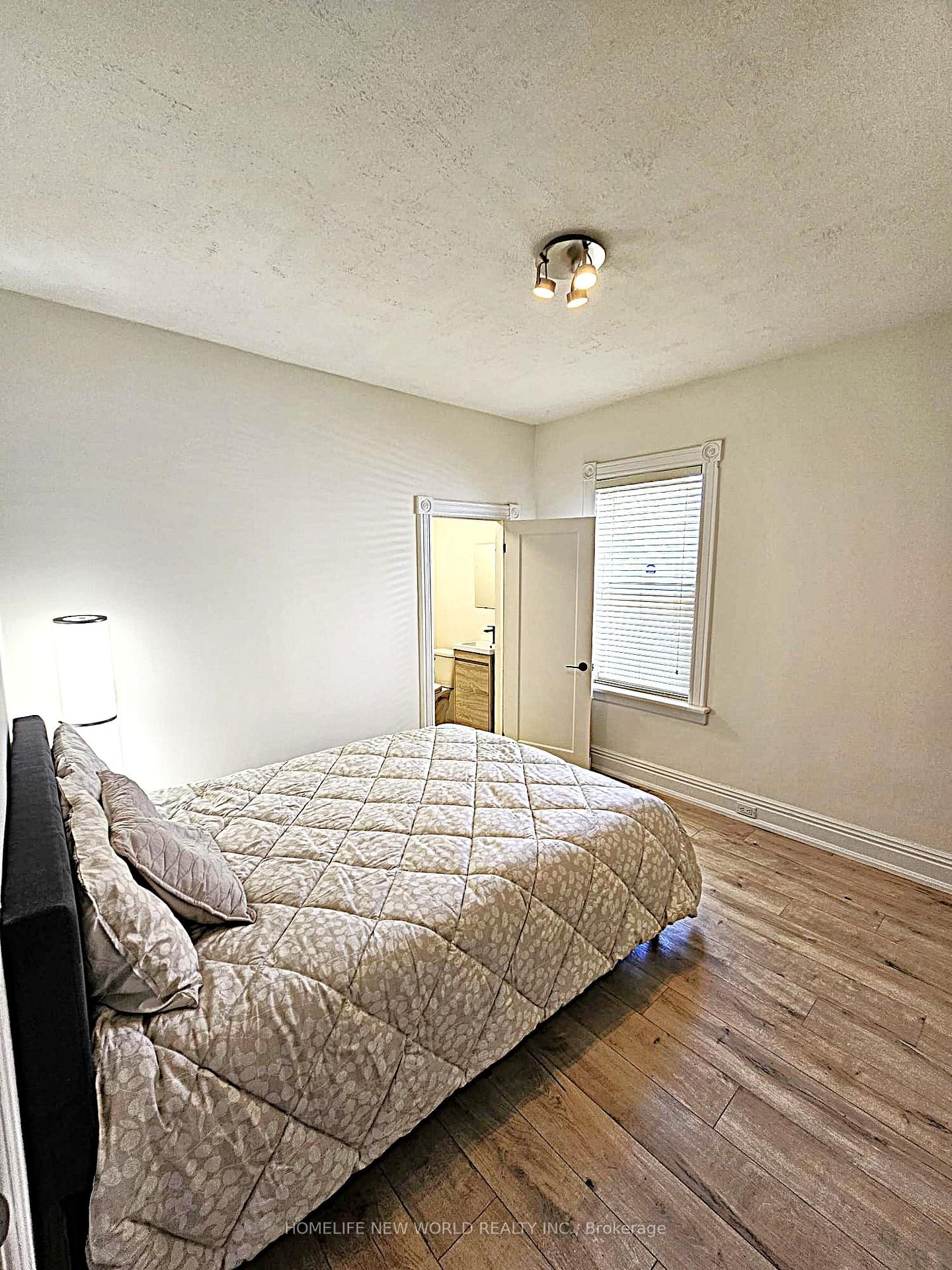 184 Prospect Street • Newmarket, ON photo 11