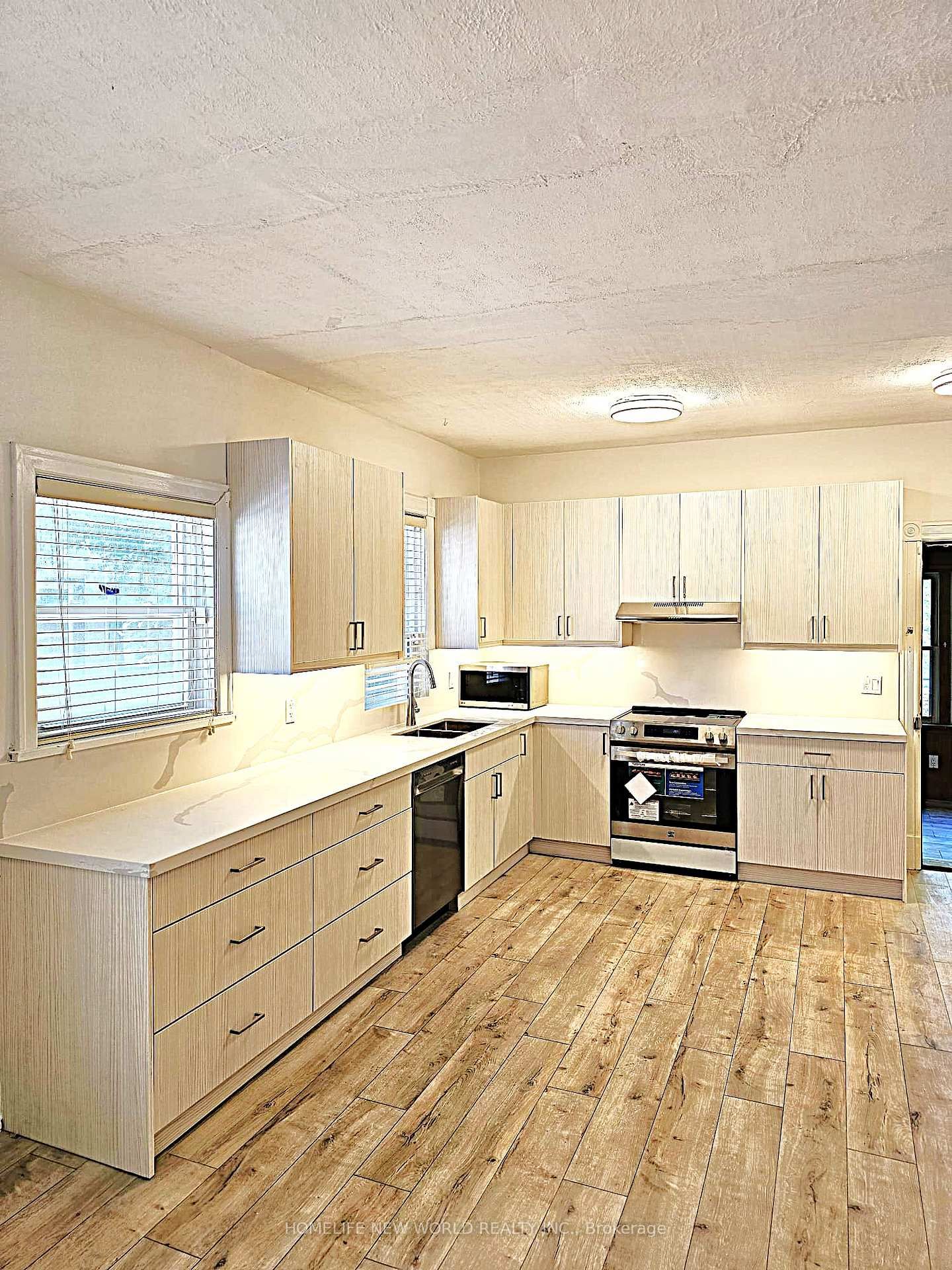 184 Prospect Street • Newmarket, ON photo 5