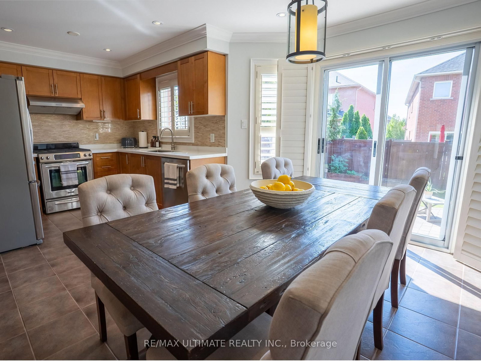 43 Shelbourne Drive • Vaughan, ON photo 13