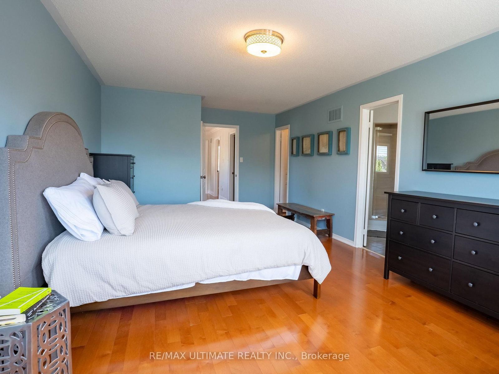 43 Shelbourne Drive • Vaughan, ON photo 16