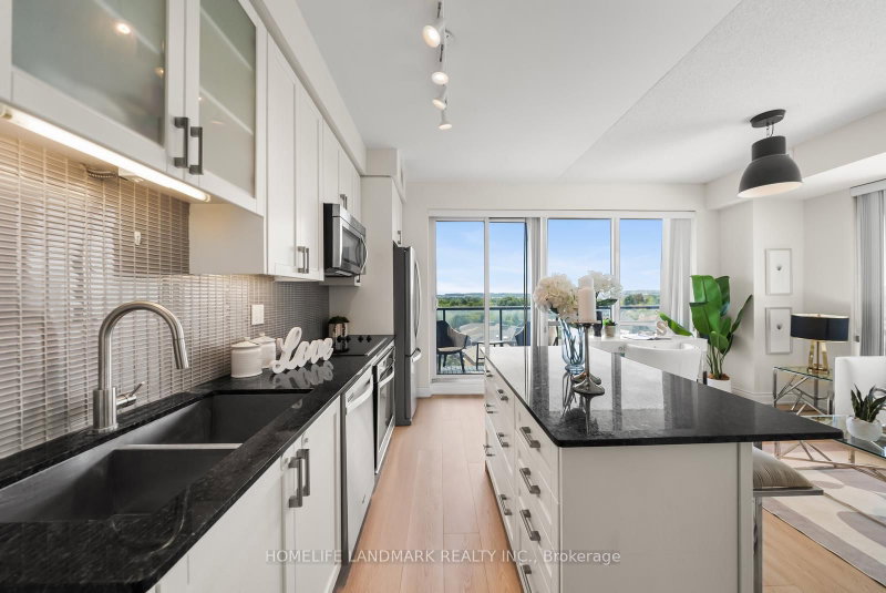 702A - 9088 Yonge Street