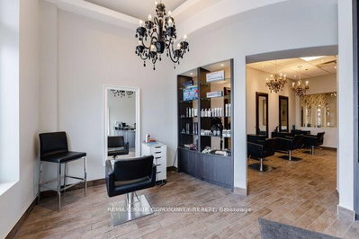 Unit 3 — 975 Major Mackenzie Drive — photo 6