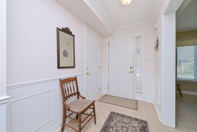 83 Bella Vista Trail • New Tecumseth, ON photo 3