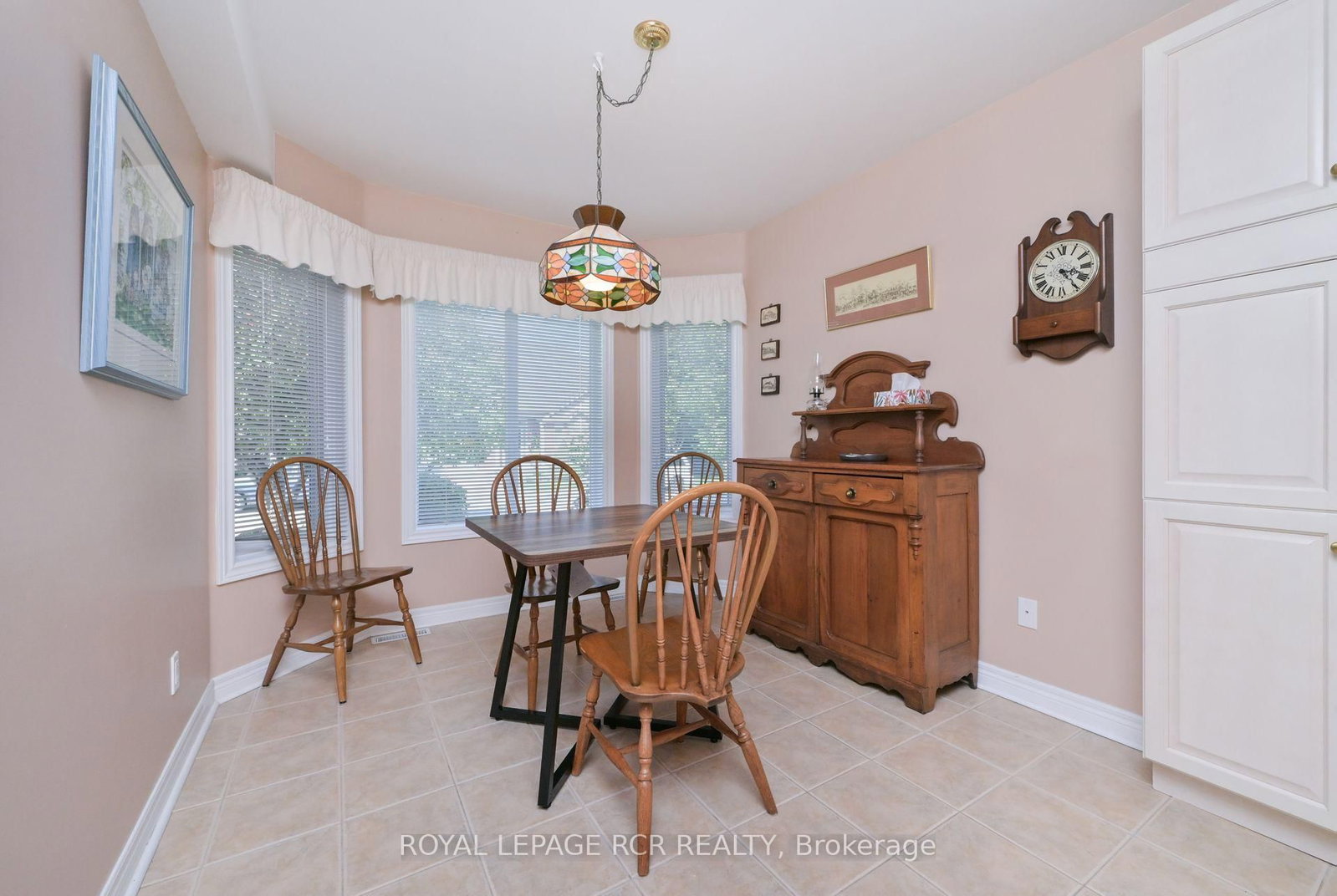 83 Bella Vista Trail • New Tecumseth, ON photo 4
