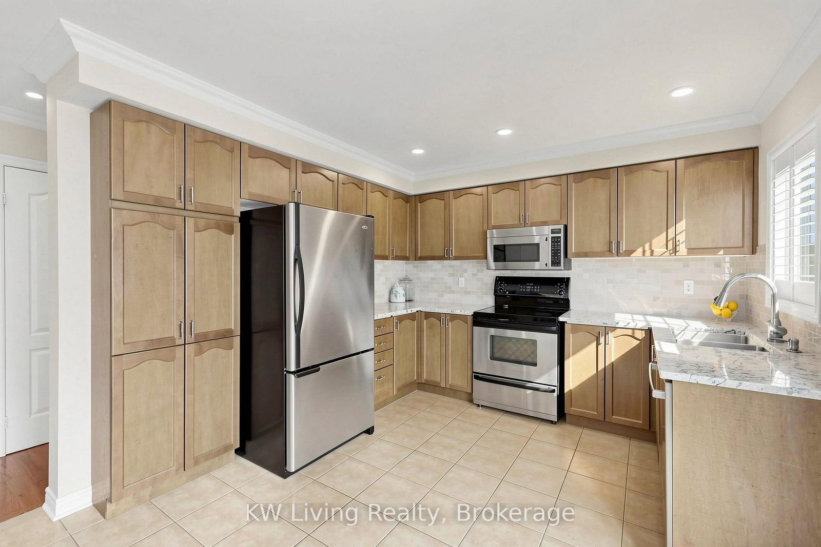 72 Stotts Crescent • Markham, ON photo 12