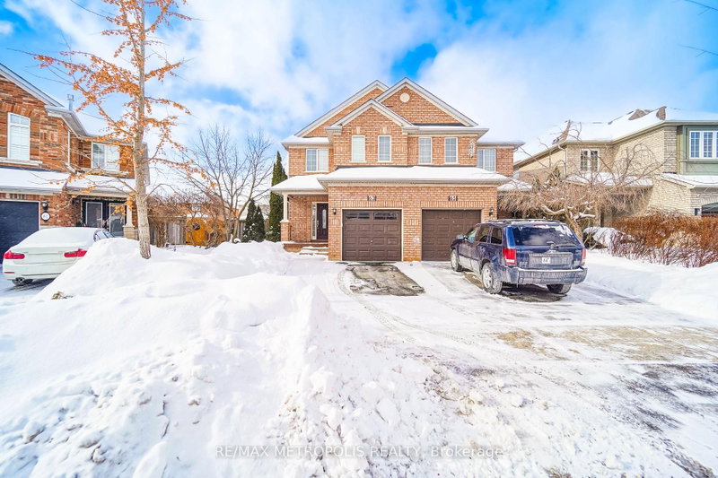 63 Echo Ridge Crescent