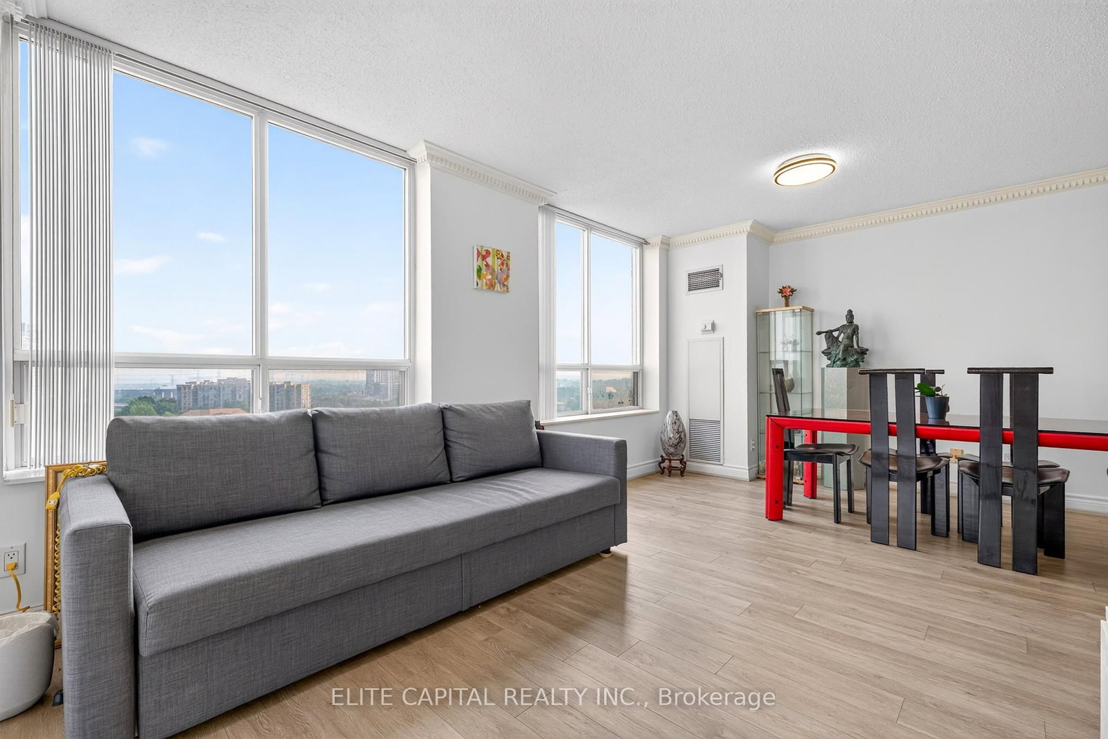 29 Northern Heights Drive • #1205 • Richmond Hill, ON photo 10