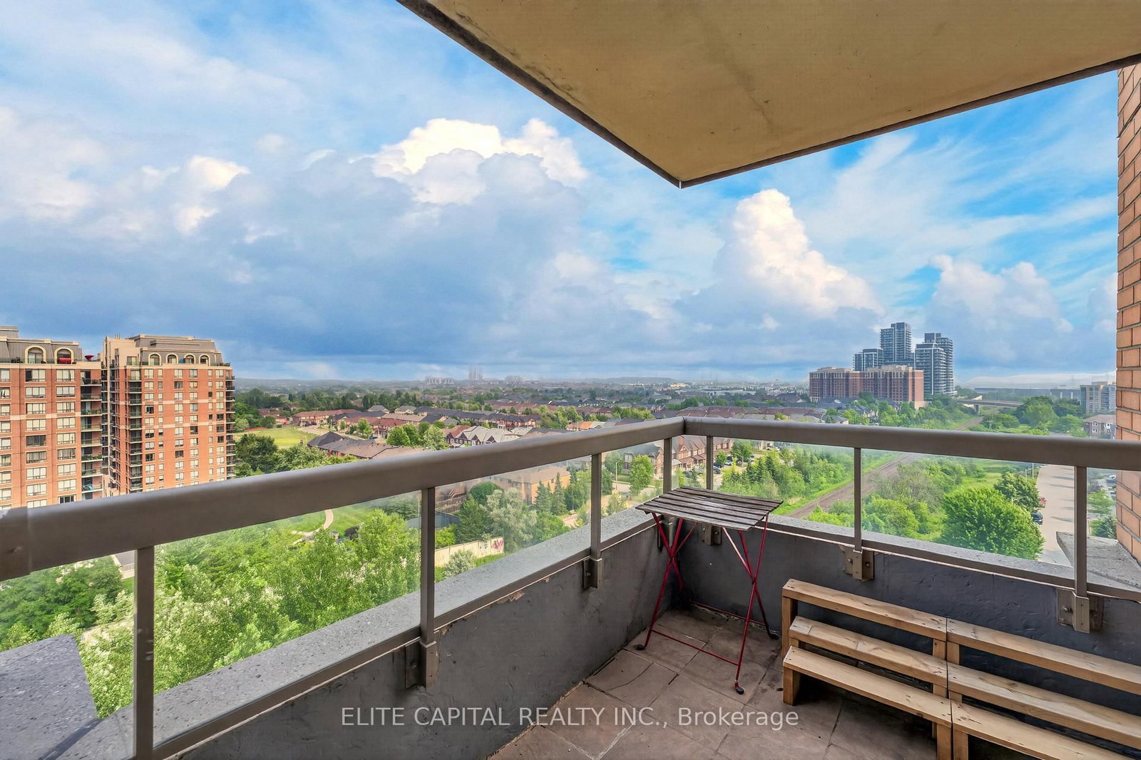 29 Northern Heights Drive • #1205 • Richmond Hill, ON photo 12