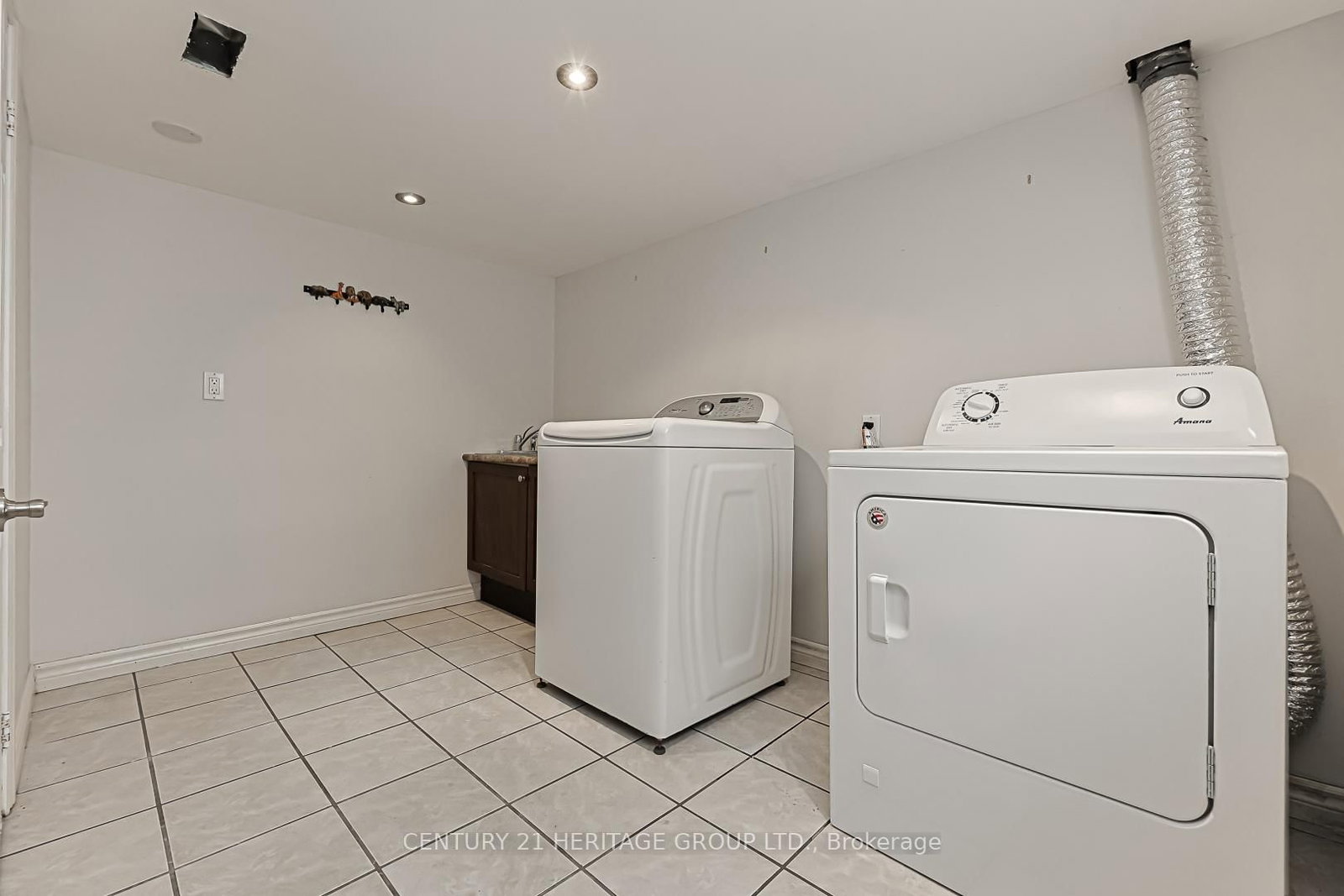 178 Main Street N • Newmarket, ON photo 17