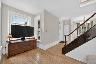 62 Queen Street N • New Tecumseth, ON photo 8