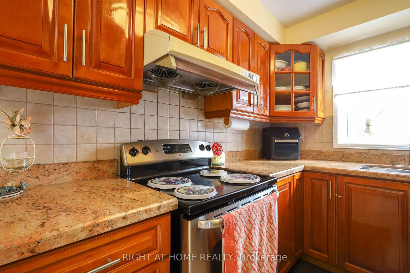 31 Stargell Crescent • Markham, ON photo 15