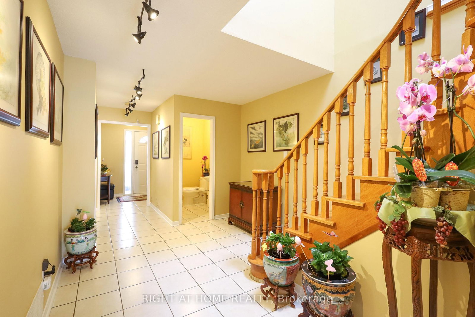 31 Stargell Crescent • Markham, ON photo 5