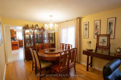 31 Stargell Crescent • Markham, ON photo 9