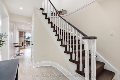 466 Britannia Avenue — photo 5