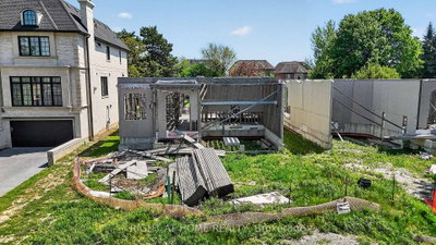 21A Long Hill Drive • Richmond Hill, ON photo 7