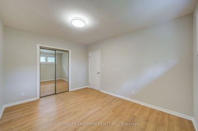 341 Blue Grass Boulevard • Richmond Hill, ON photo 9
