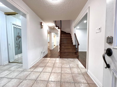92 Breckonwood Crescent — photo 4