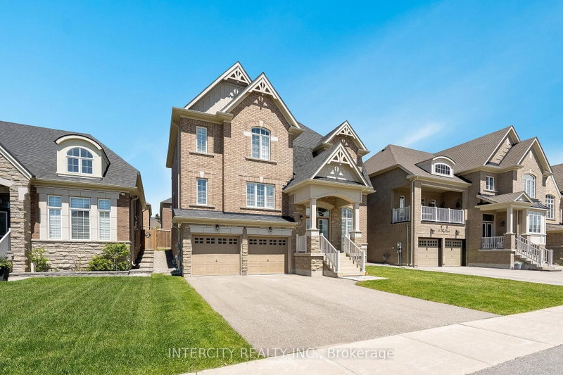 6 Flay Court