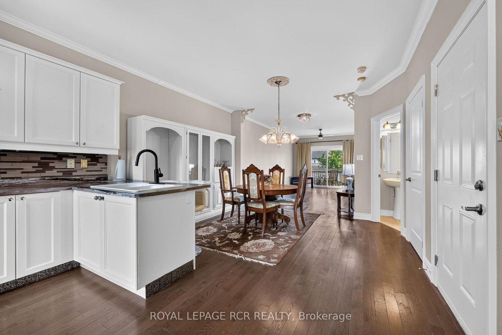 55 Kingsmere Crescent • New Tecumseth, ON photo 5