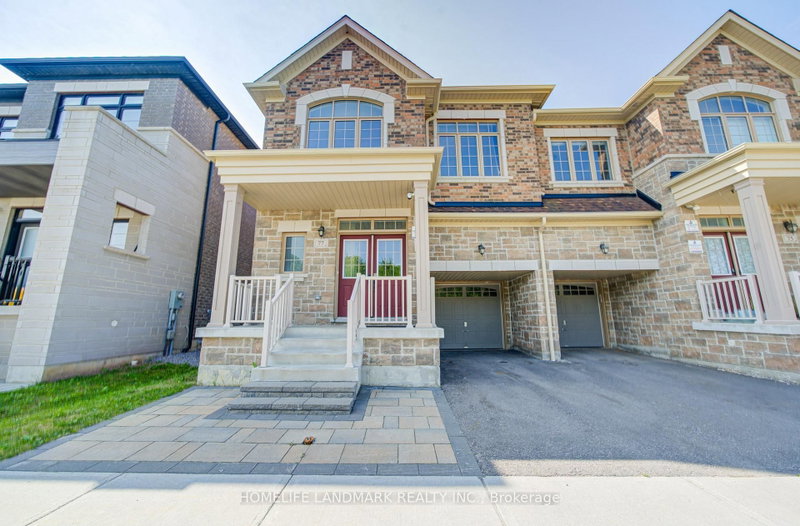 77 McCague Avenue, Richmond Hill