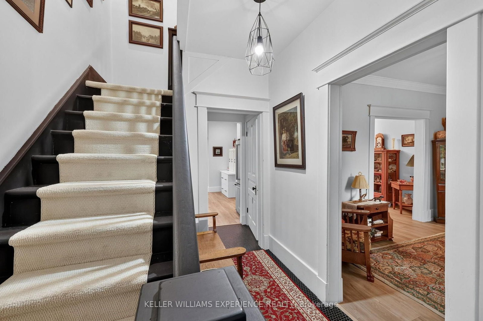 46 S CHURCH Street • New Tecumseth, ON photo 13