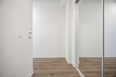 Unit 3202 — 225 Commerce Street — more photos