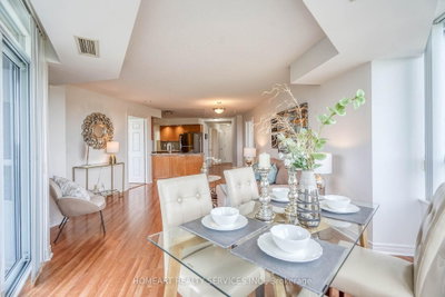 Unit 722 — 33 Cox Boulevard — photo 6