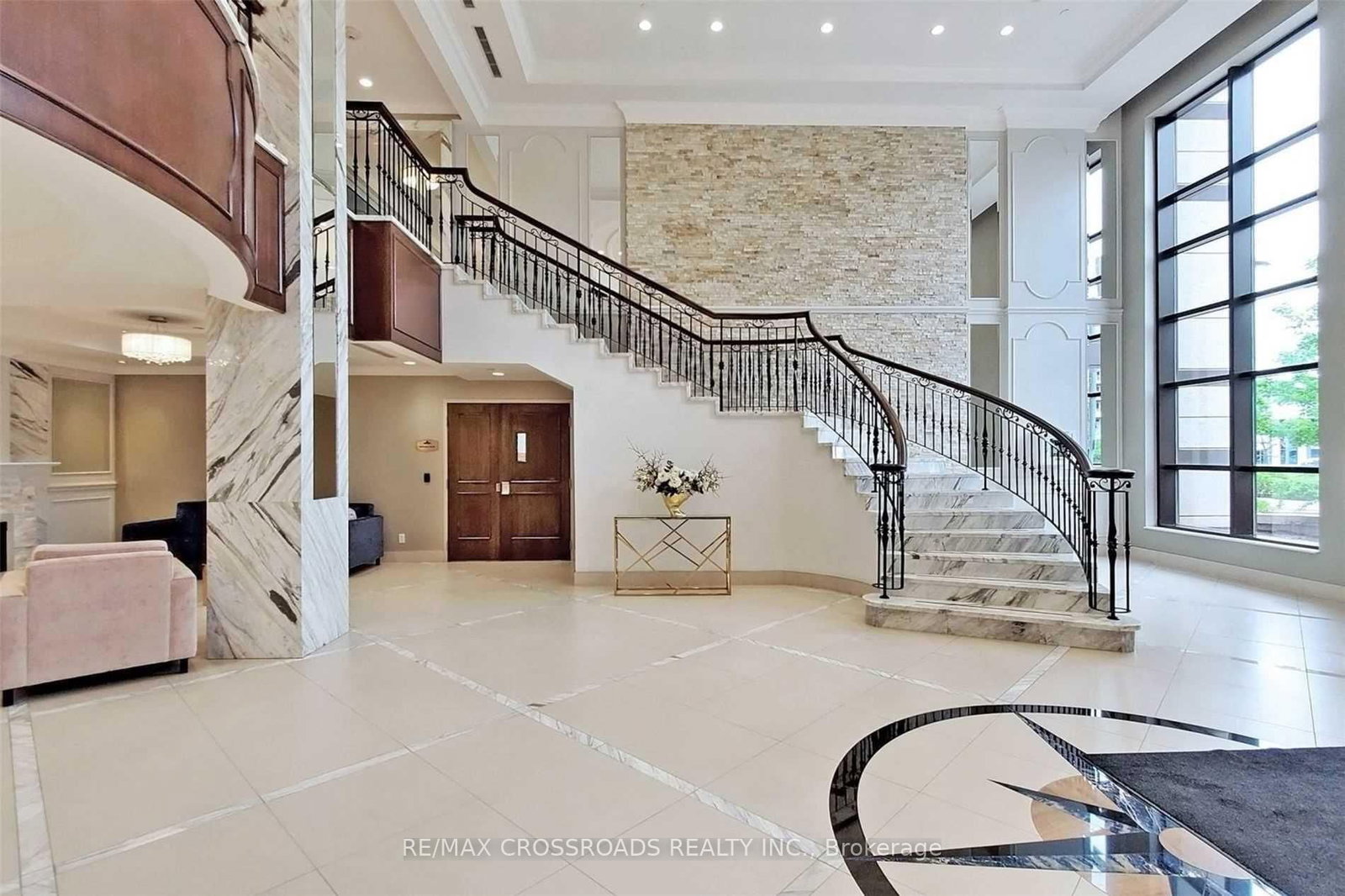 99 South Town Centre Boulevard • #720 • Markham, ON photo 3