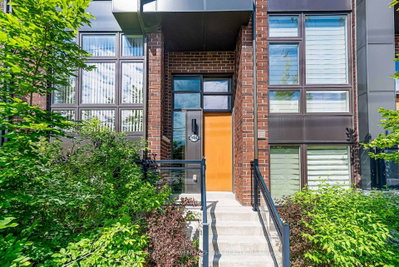 9184 Bathurst Street • Vaughan, ON photo 3